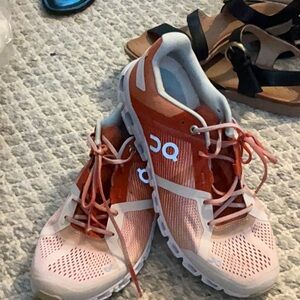 Cute, comfortable ON sneakers